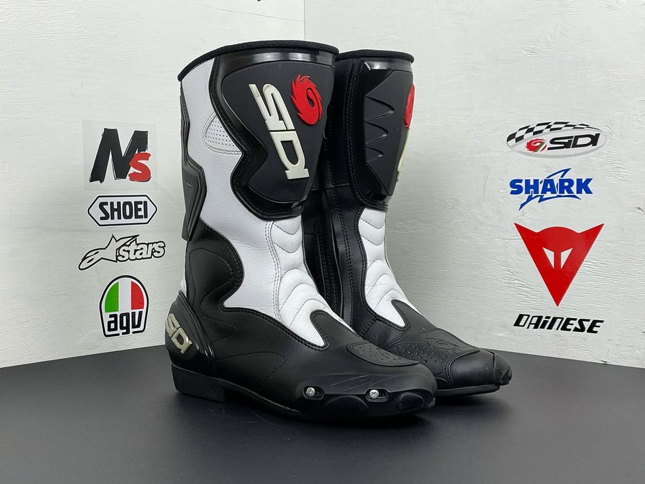 Мотоботи Sidi, Alpinestars, Dainese Fusion
