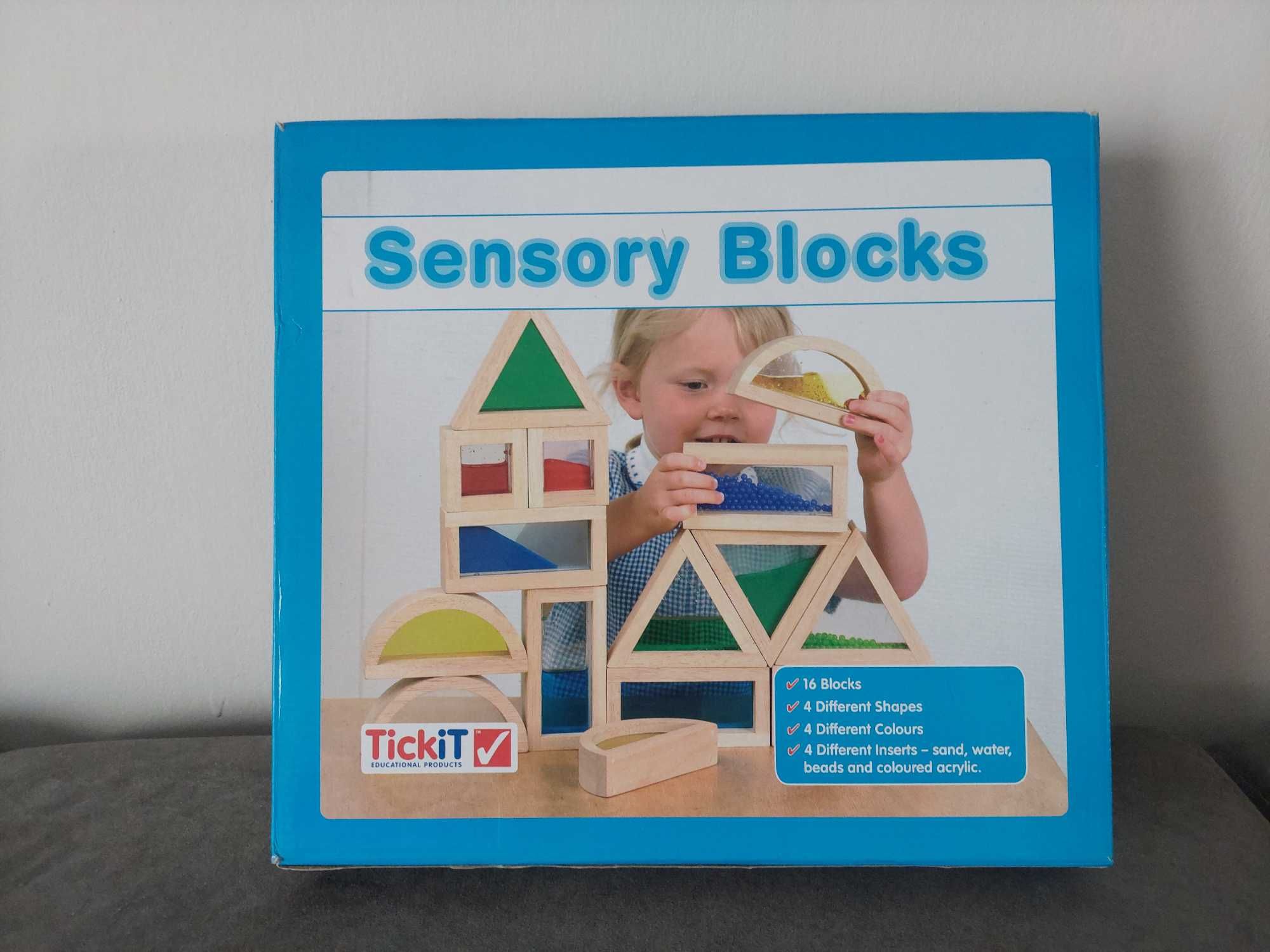 Duże drewniane klocki sensoryczne TickiT