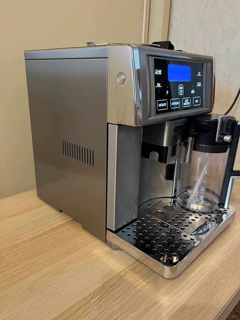 Delonghi Primadonna Avant