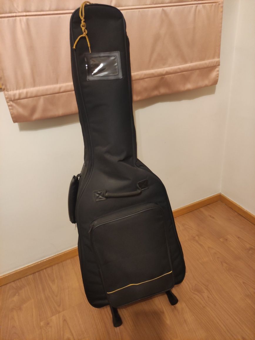 Guitarra clássica Sonatina,saco de transporte e apoio-excelente estado