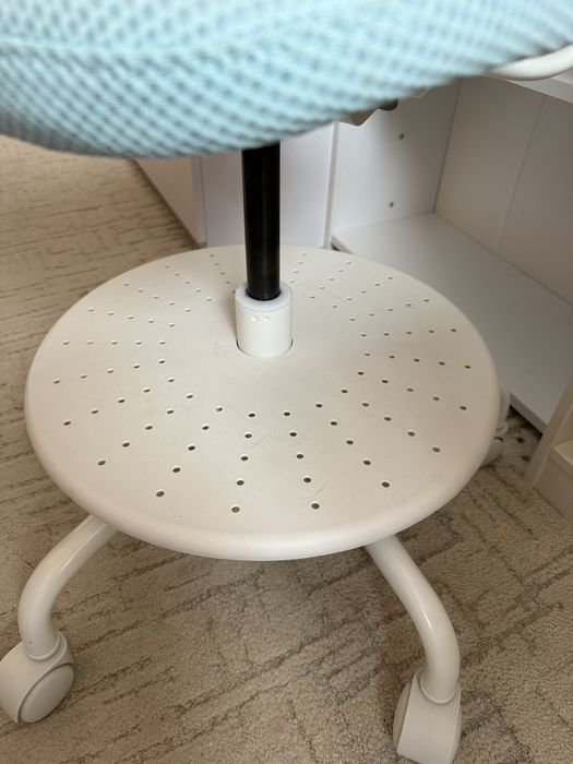 Krzesło do biurka Ikea Vimund mietowe