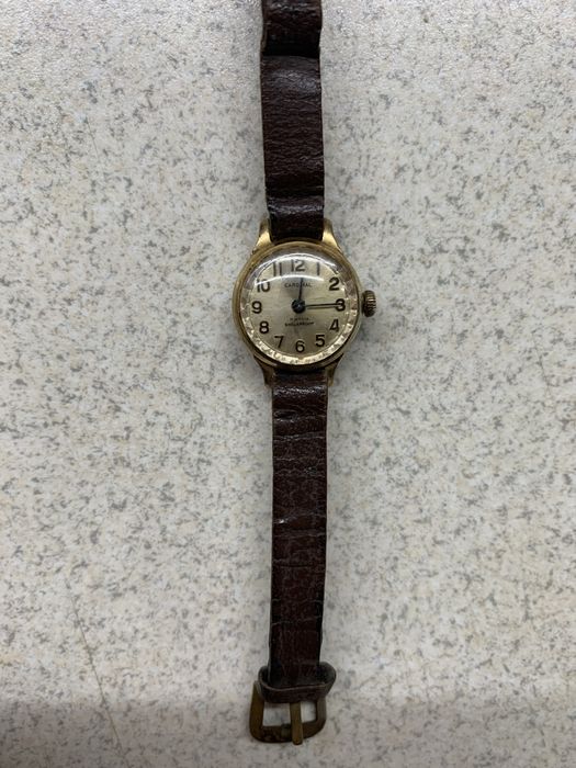 Годинник жіночий