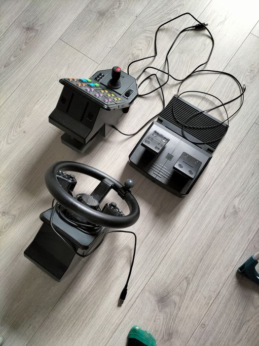 Kierownica Logitech saitek
