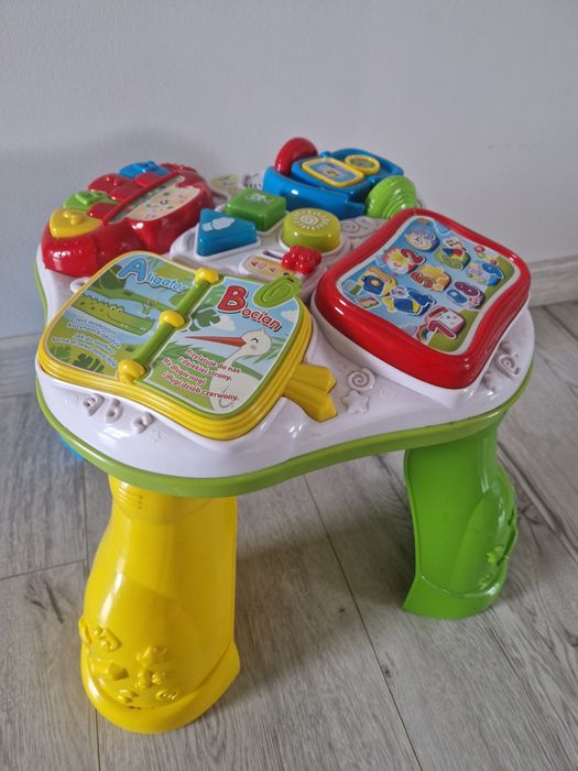 Stolik edukacyjna dla dzieci