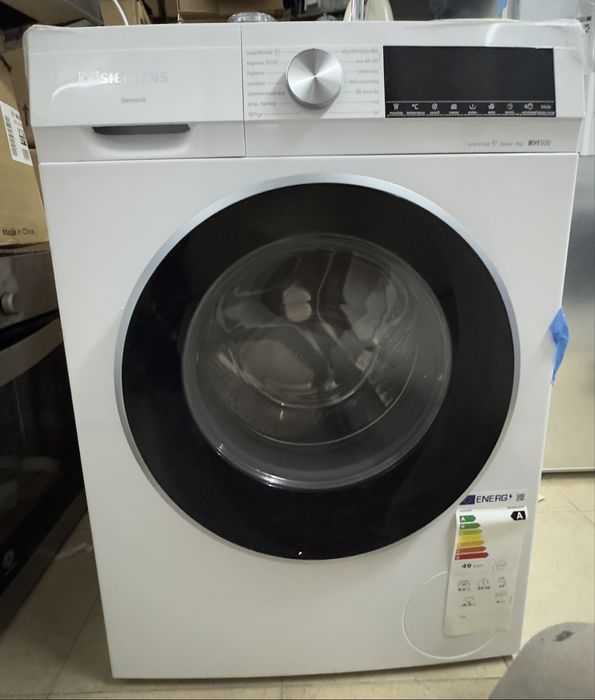 Máquina de Lavar Roupa Siemens iQ500 WG44G2Z1EP Carga Frontal de 9 kg
