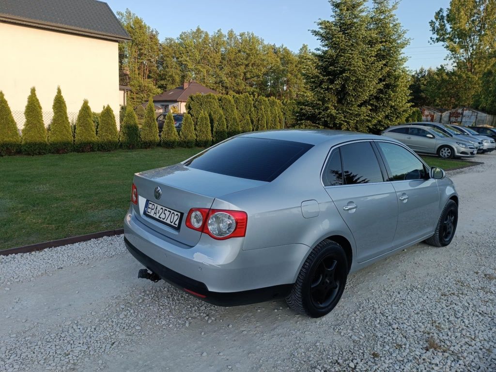 VW Jetta 1.6 GAZ 2005R.