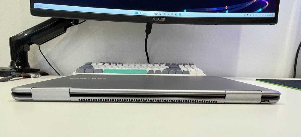 Ноутбук Samsung 15 Intel i7-8550U 1.80GHz 16GB 256GB Radeon 500 Toucsc