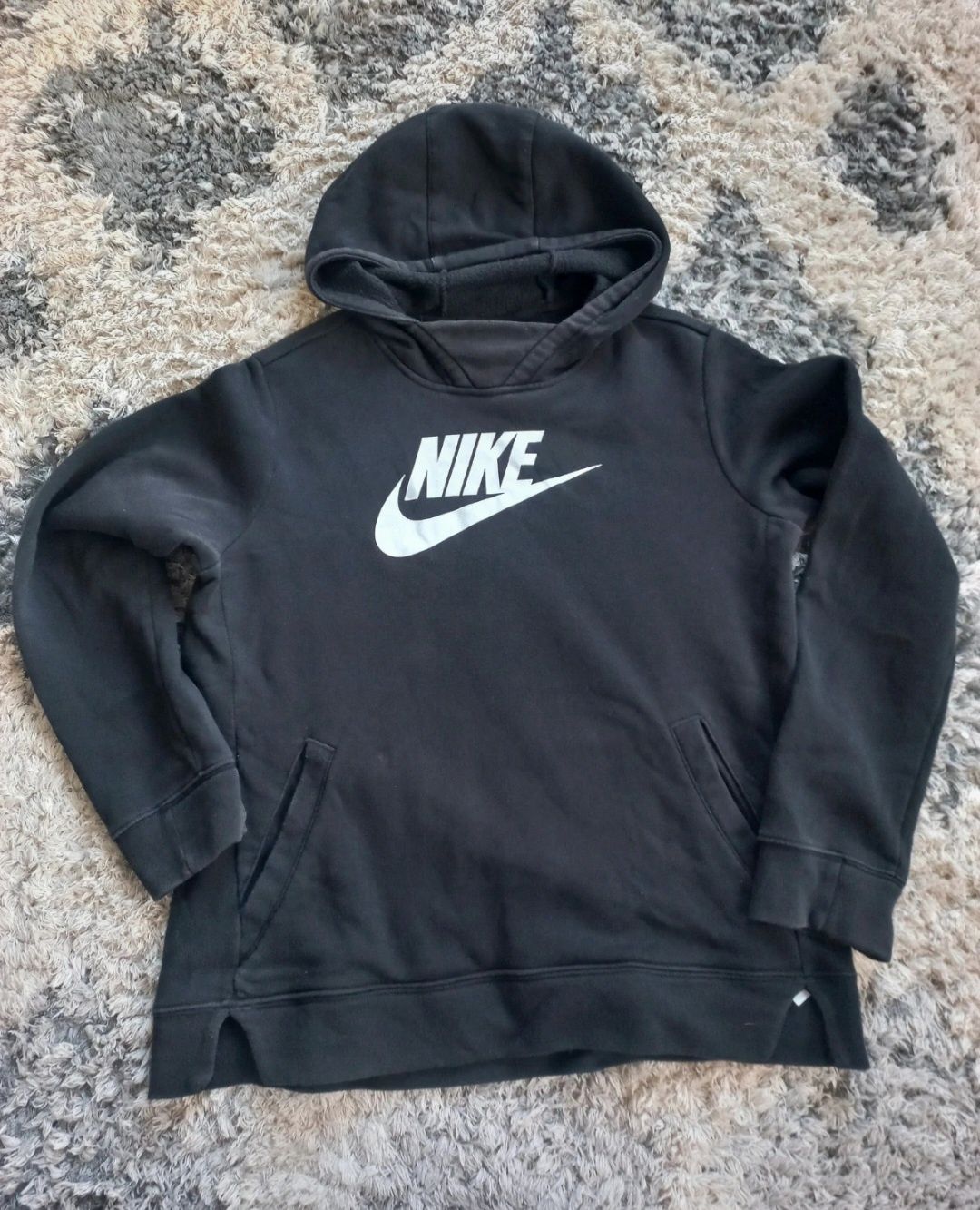 Czarna bluza Nike 156