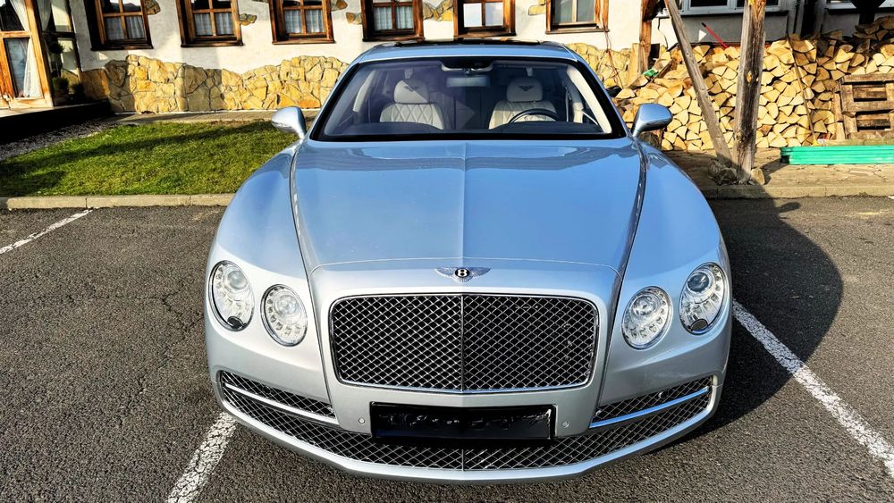 Bentley Flying Spur Bentley Flying Spur
