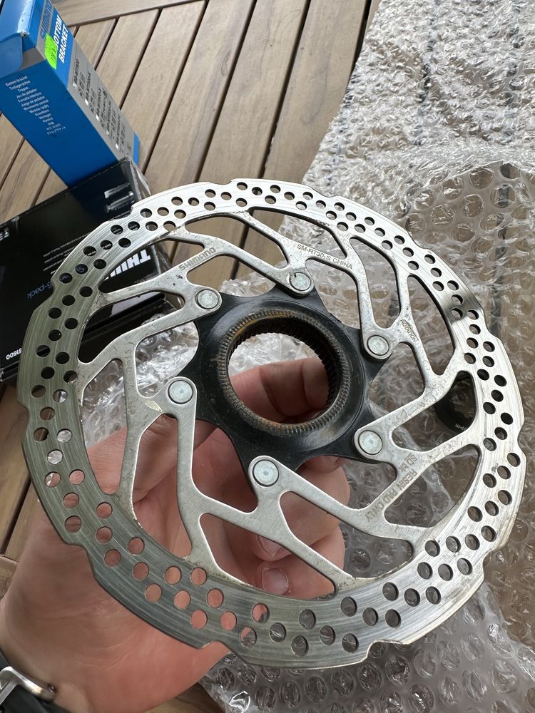 Tarcze shimano 160 mm centerlock rt 30 s