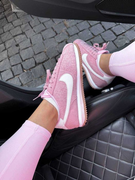 Женские кроссовки Nike cortez suede / Найк кортез розовые 37 38 39