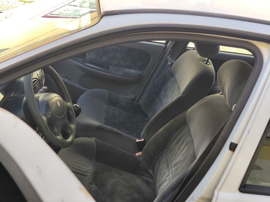 Renault megane 1.4 97