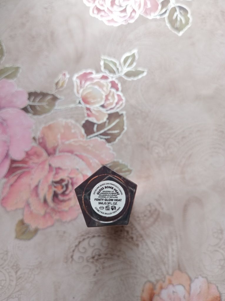 Хайлайтер fenty beauty hustla baby