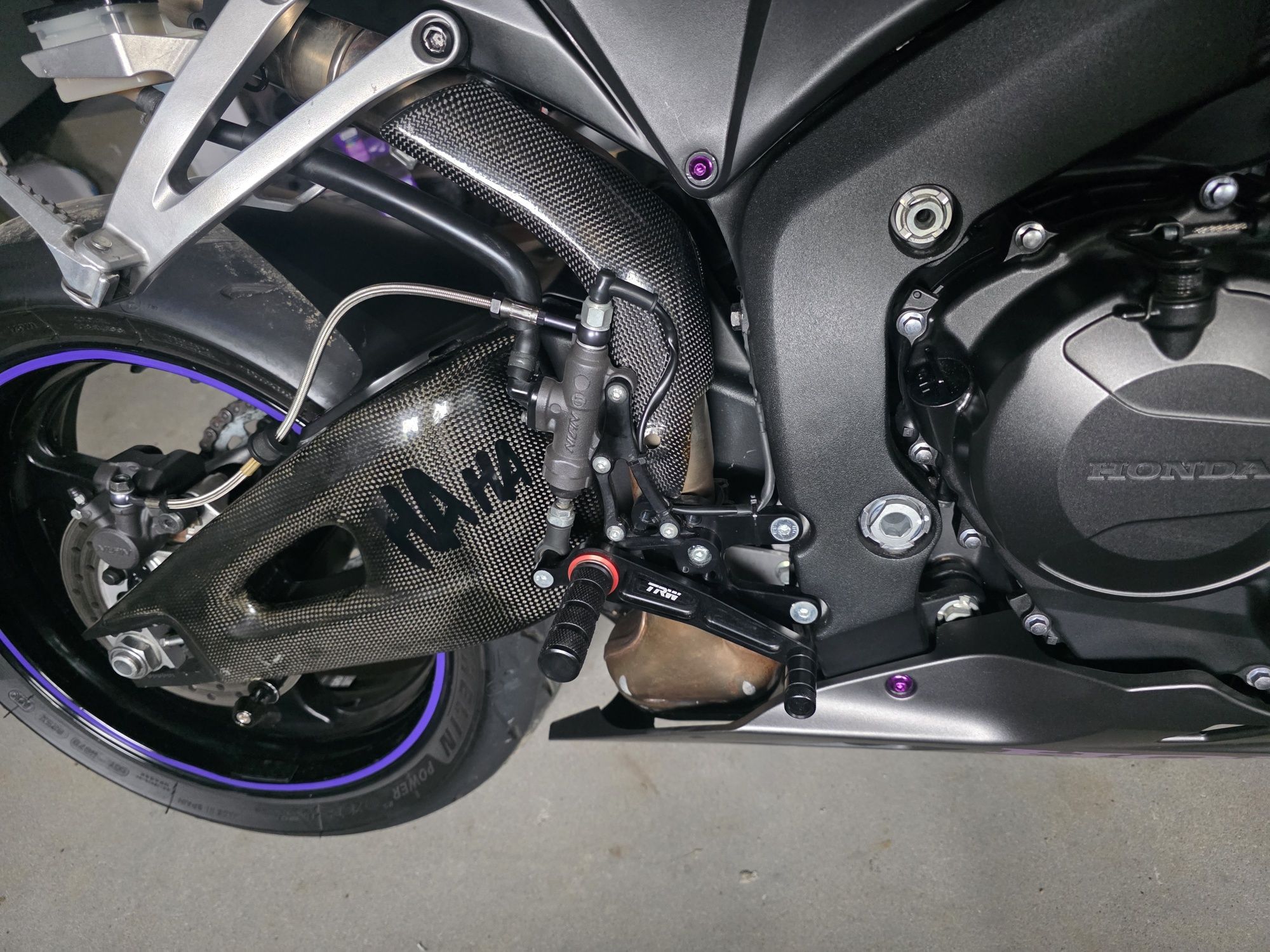 Honda CBR600RR PC40