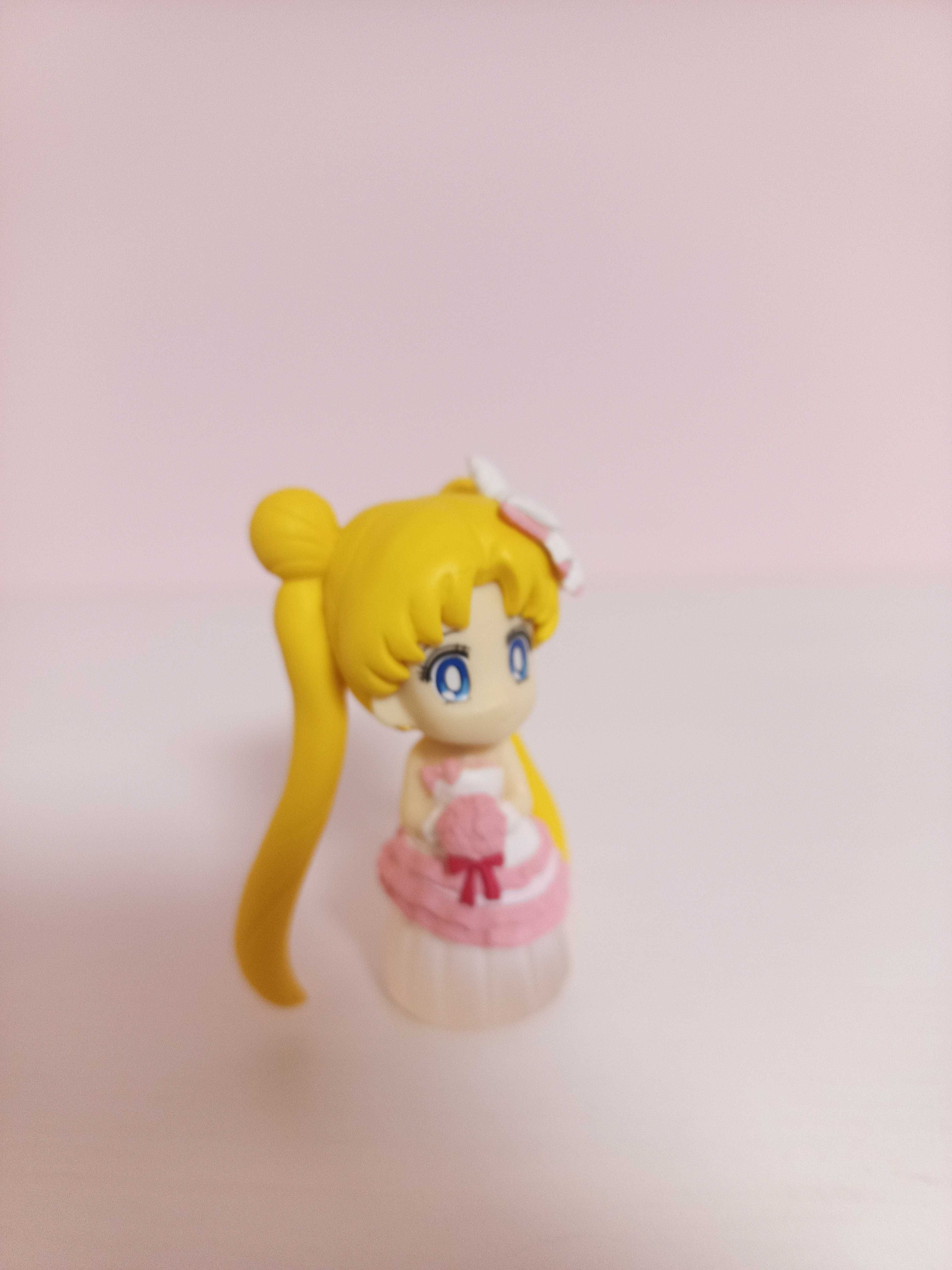 Mini figurka Sailor Moon Clear Colored Sparkle Dress - Sailor Moon