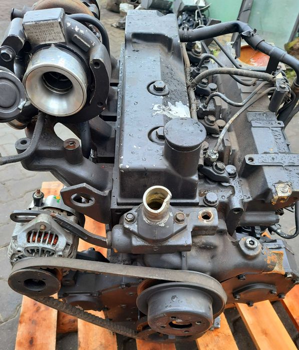 koparka mecalac silnik cummins B3.3 63 KW na części głowica tłok miska