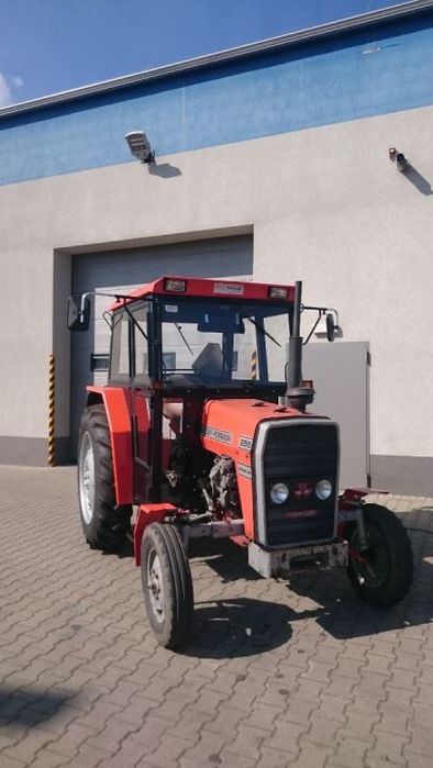 Kabina ciągnikowa  pasująca do ciągników URSUS-3512/ MF-255