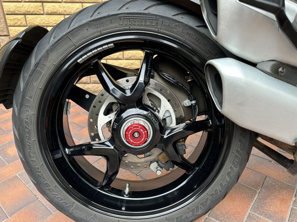 DUCATI MULTISTRADA 1200 S ( офіційний)