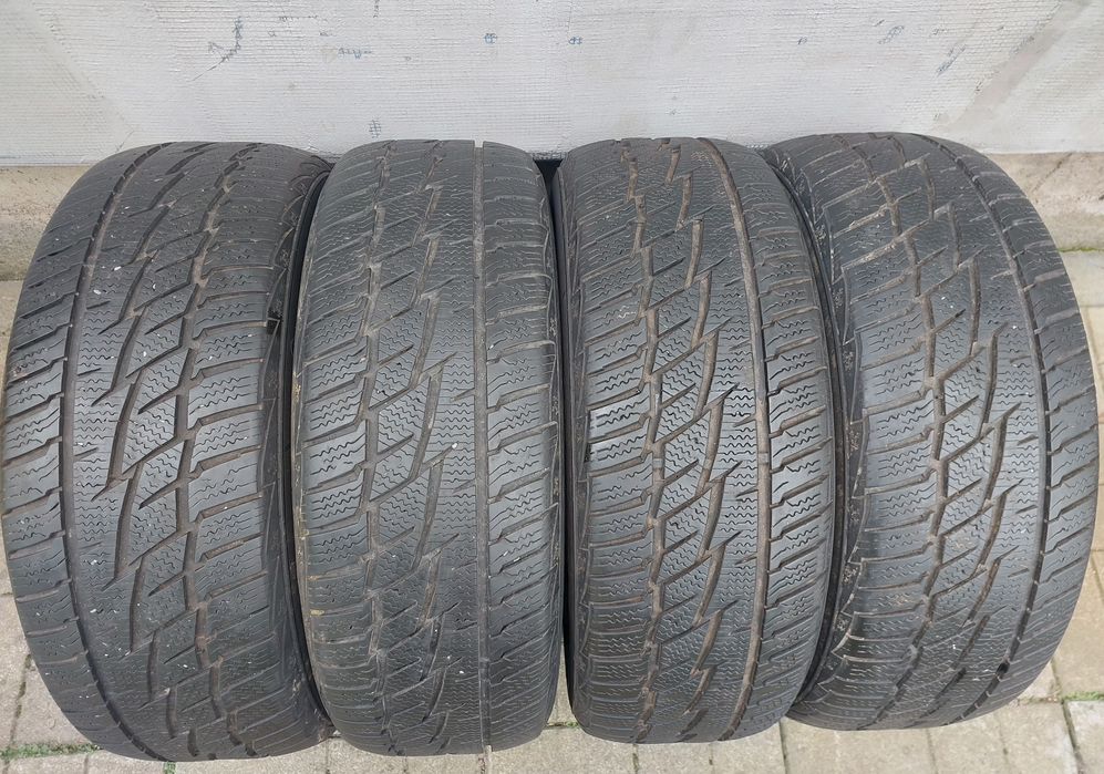 Шини  4шт  r16  205-55