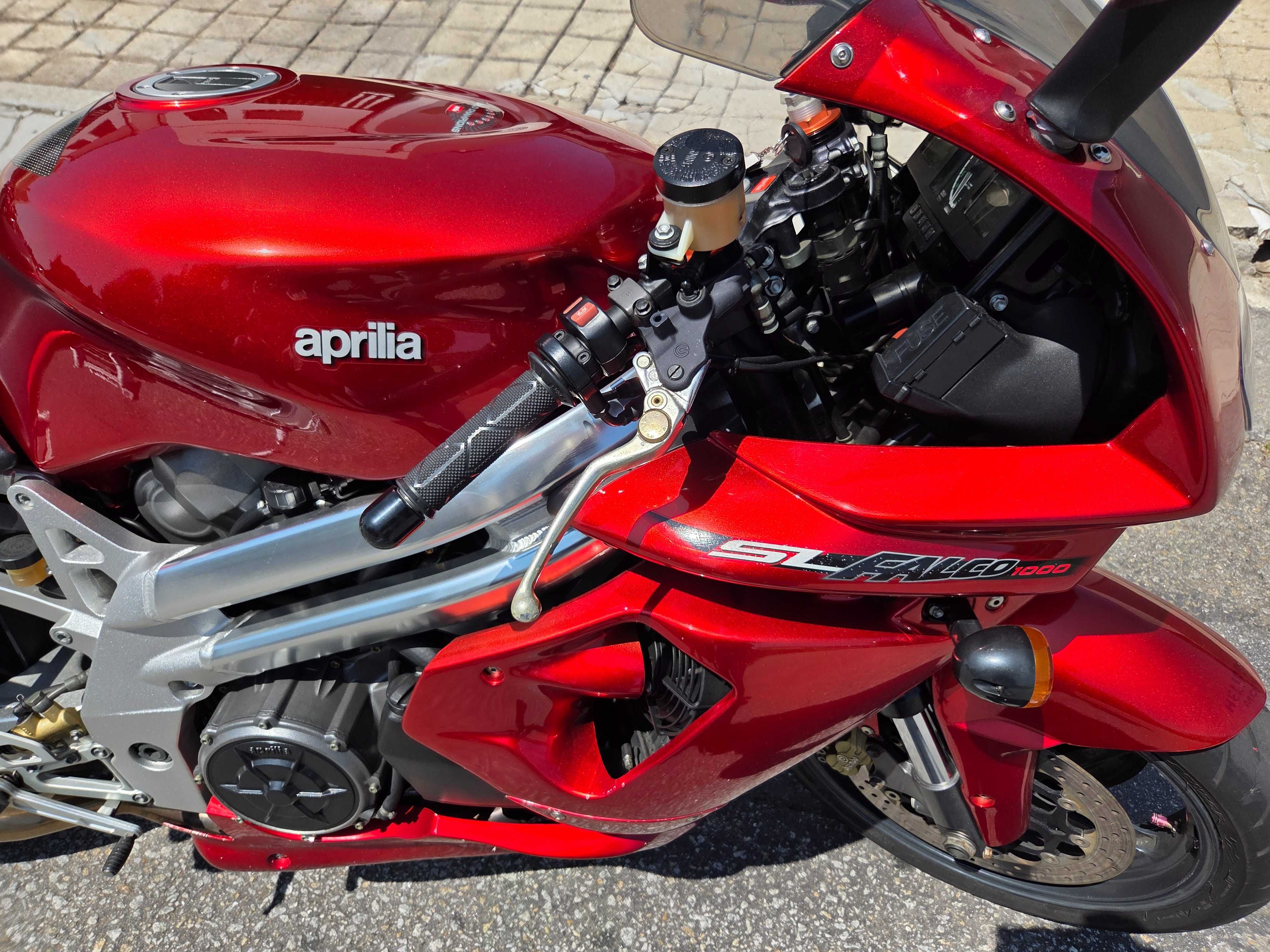 Aprilia SL 1000 Falco