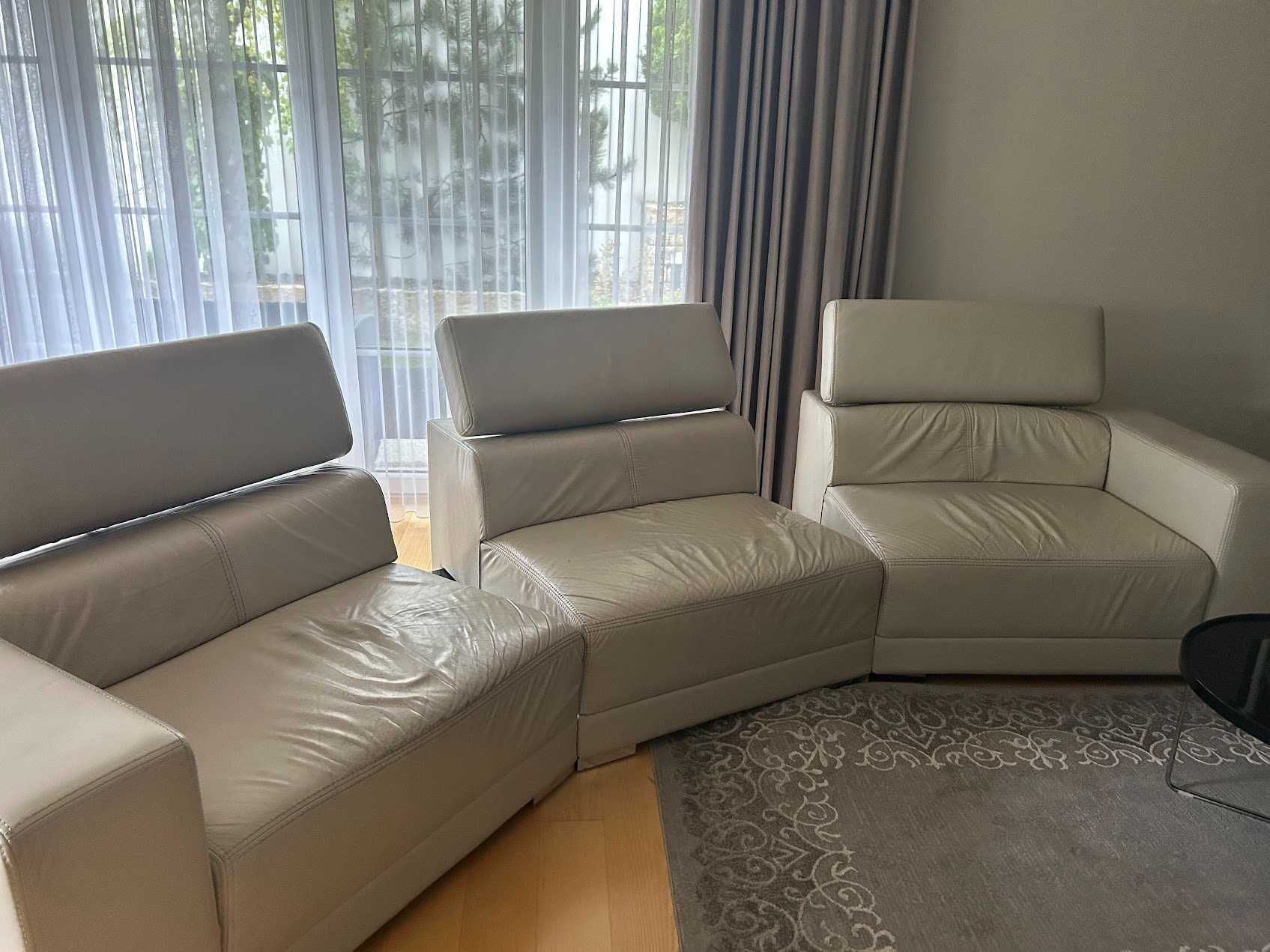 Skórzana sofa KLER ecru rozsuwana z podnoszonymi zagłówkami