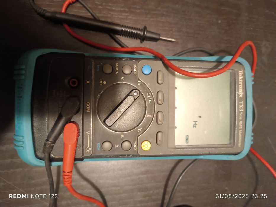 Multímetro Digital Tektronix TX3