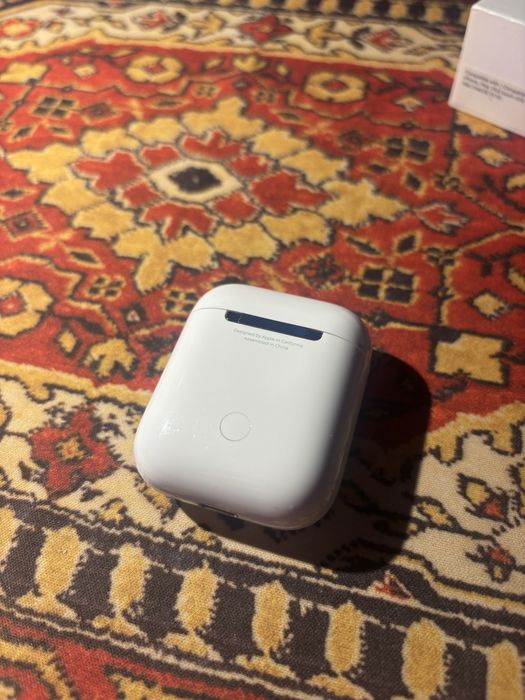 Airpods 1 słuchawki z pudełkiem