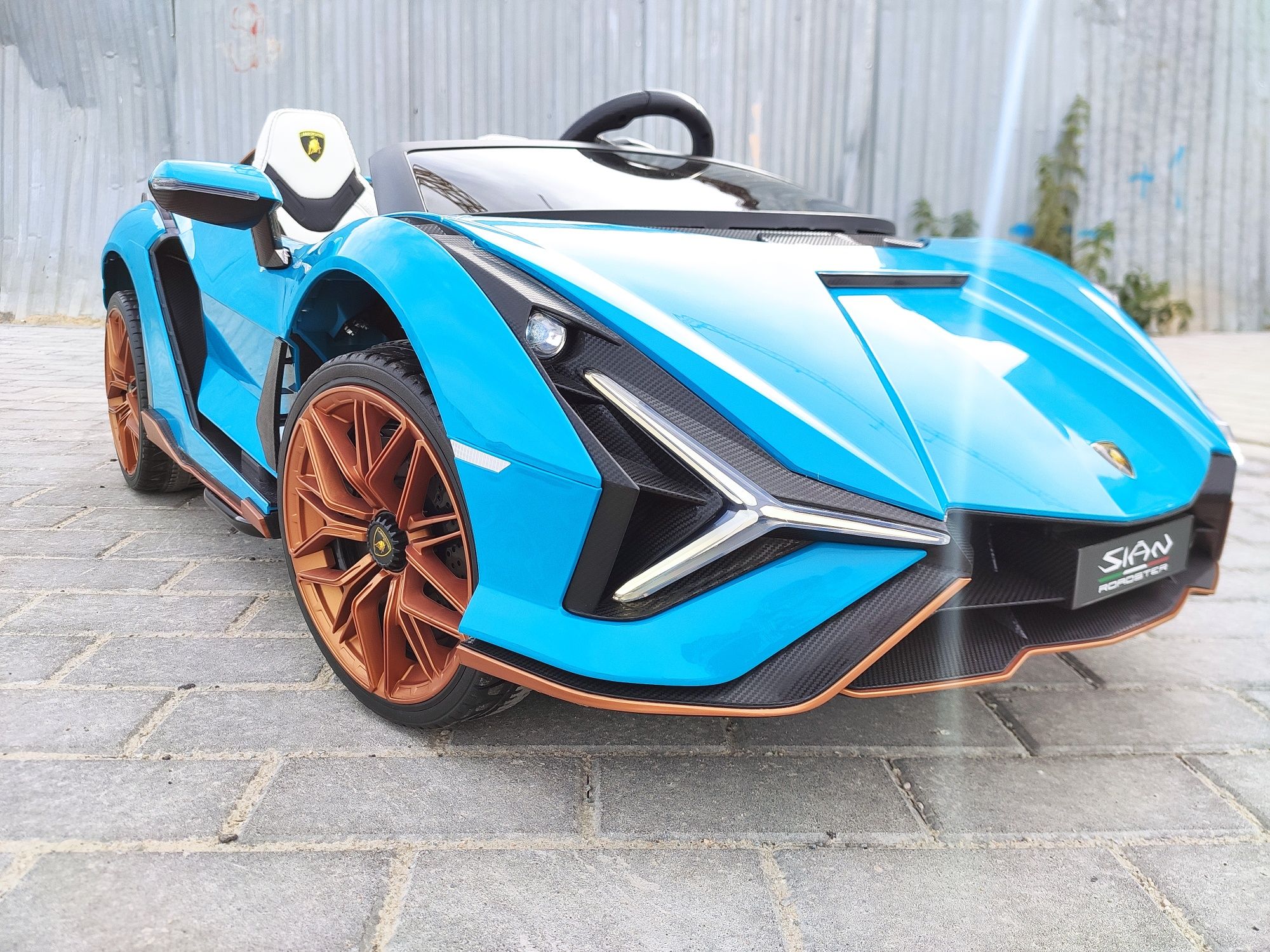 Auto pojazd samochód na akumulator dla dzieci Lamborghini SIAN 4x4 24V