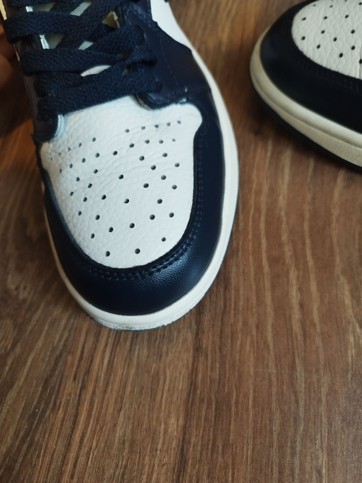 AIR Jordan 1 obsydian