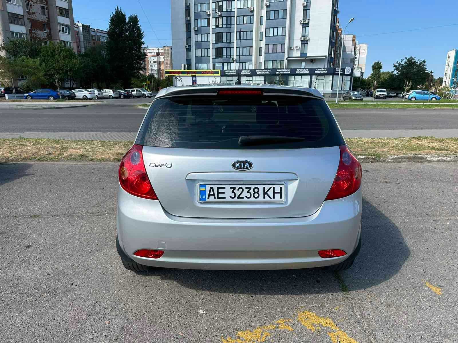 KIA CEED 2007 2.0  МКПП газ/бензин