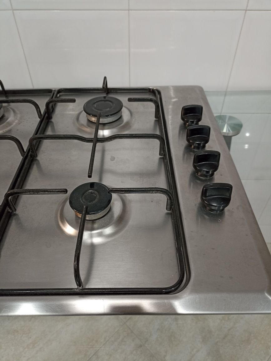 Placa de fogão à gás com 4 queimadores- Usado