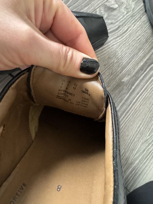 Półbuty ze skóry Clarks 42