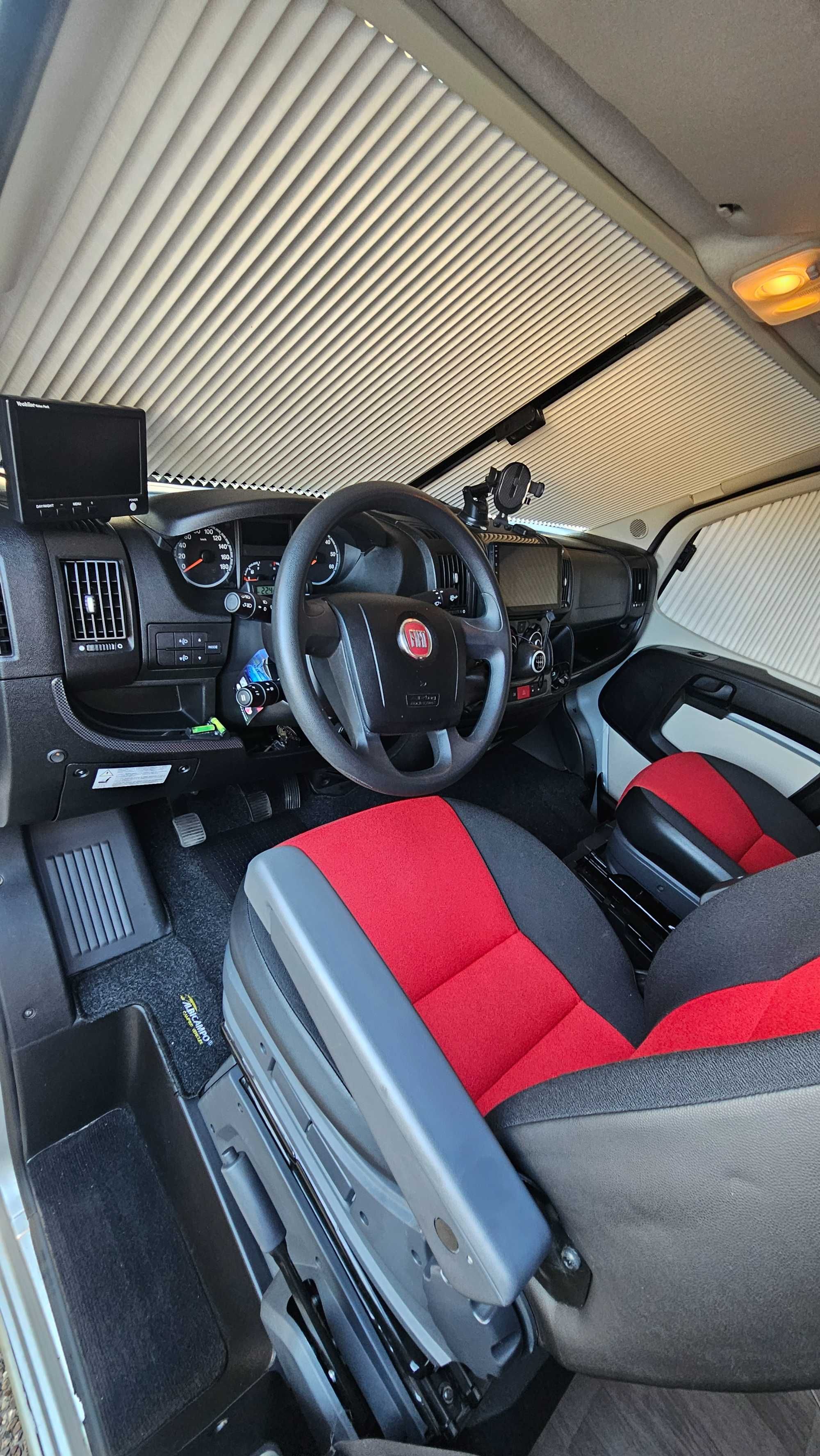 Autocaravana Fiat Ducato Rollerteam Livingstone k2
