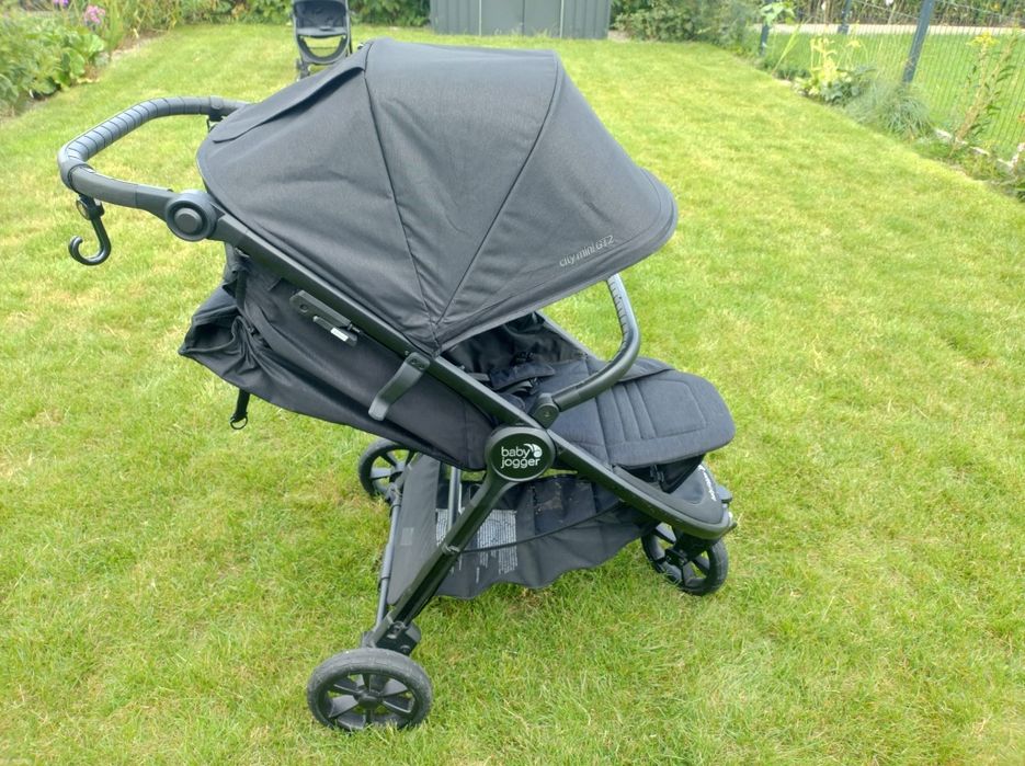Wózek Baby Jogger City Mini GT 2 Opulent Black czarny + pałąk