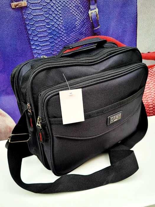 Wygodna męska saszetka Ormy pozioma z trwałej tkaniny NOWA