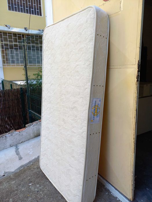 Colchão Ortopédico Individual com 1,83 cm