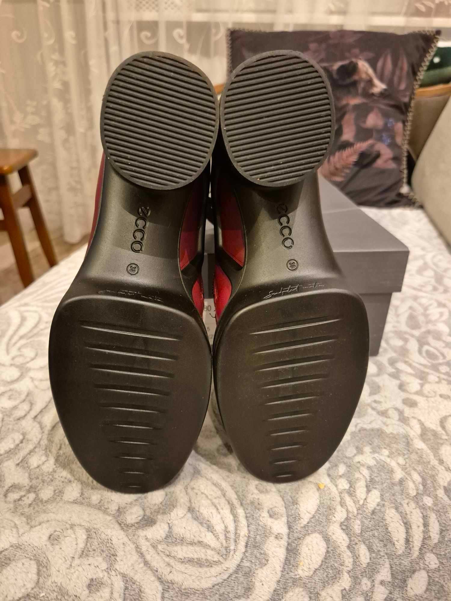 Ecco shape sculpted r. 38 idealne