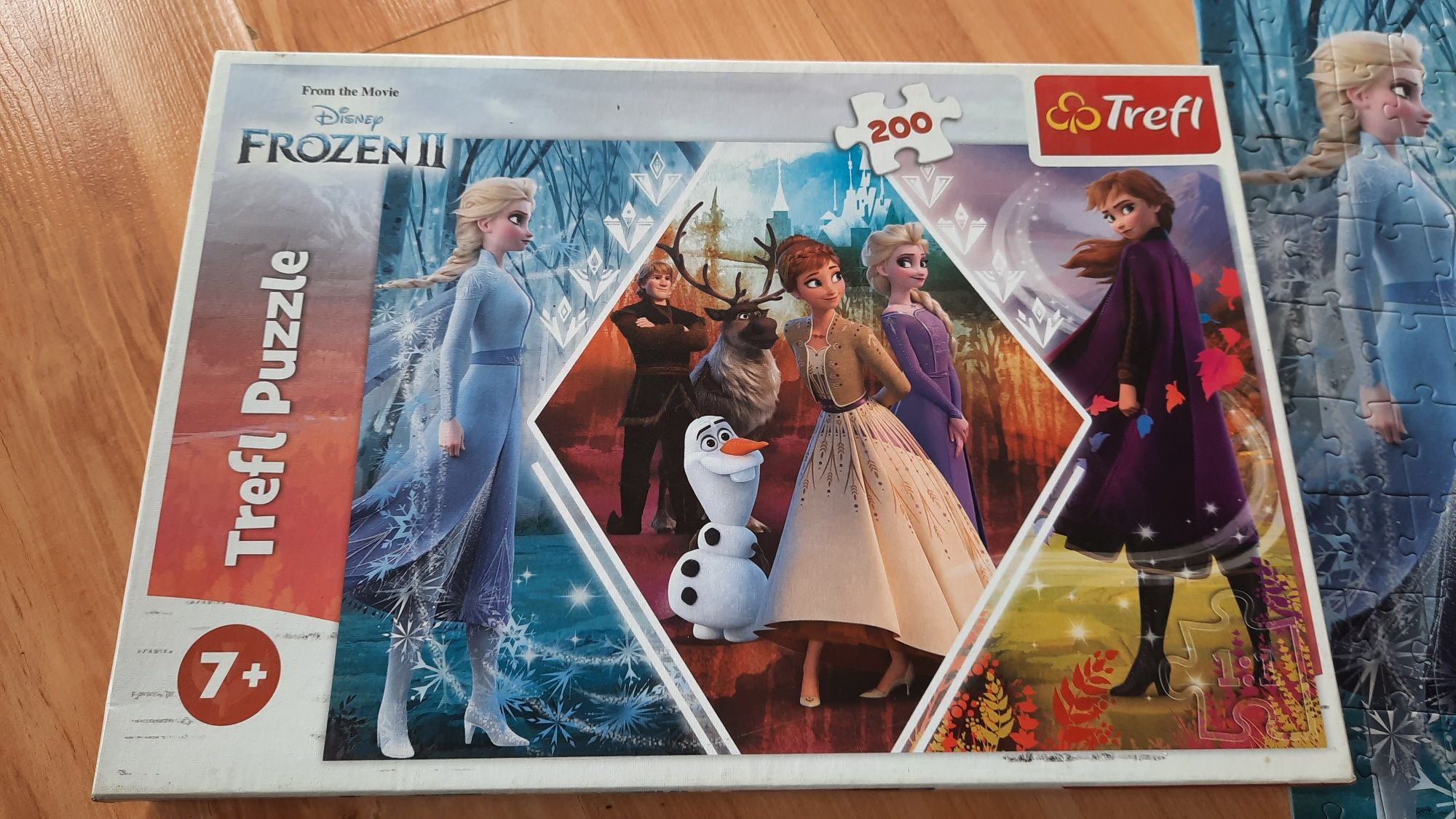 Puzzle FROZEN Anna i Elza + gratis Puzzle FROZEN II