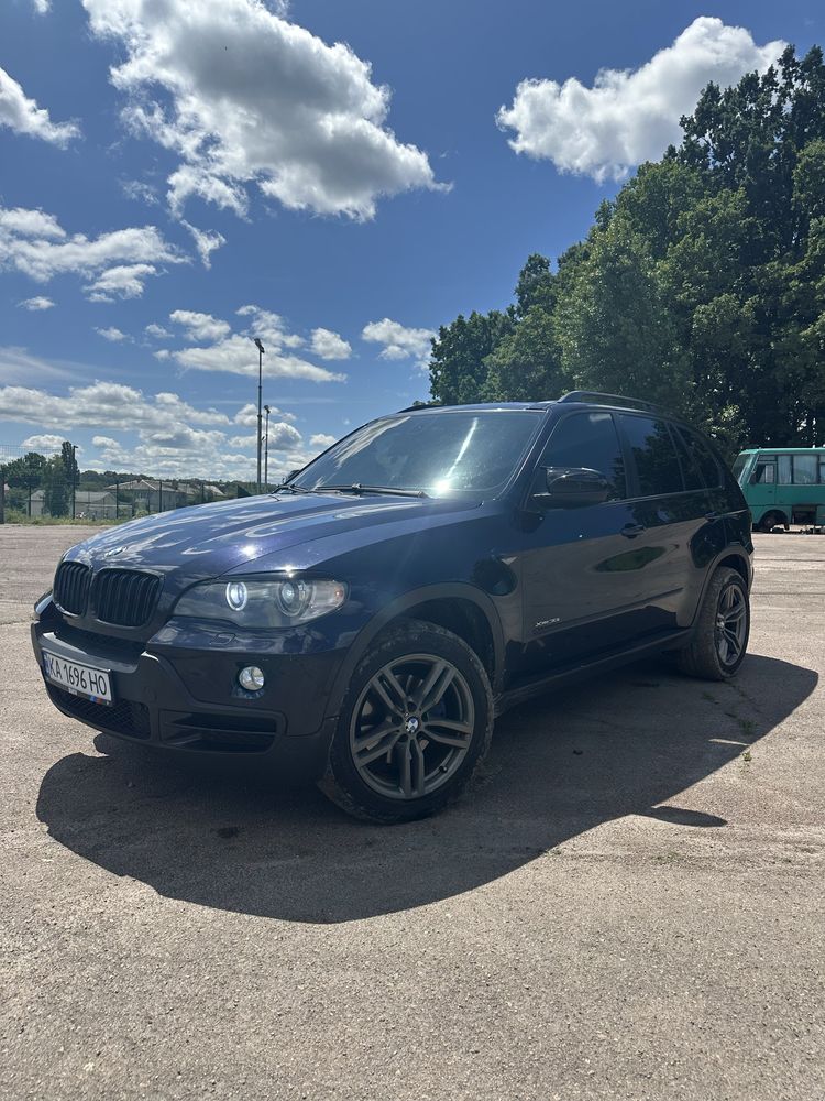 BMW X5 3.0 бензин
