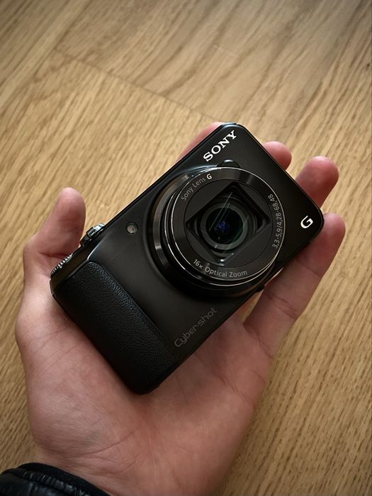 Sony Cyber-shot HX10V стан ідеальний