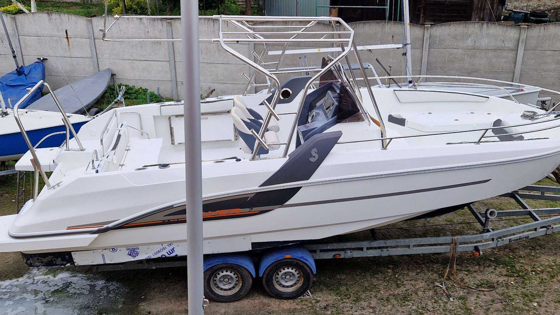 Jacht motorowy Beneteau Flyer 7 Spacedeck 2015r.