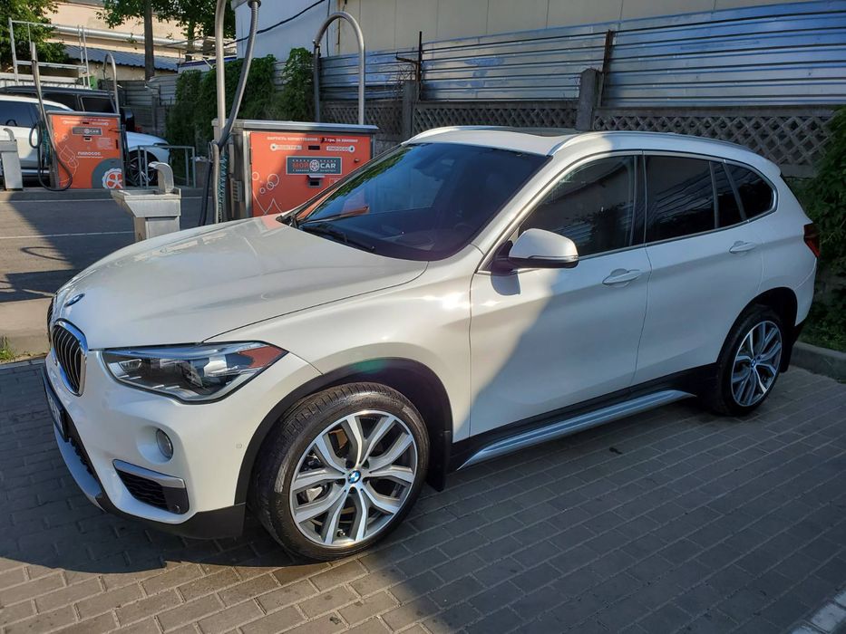 Продам BMW X1 (F48) xdrive 2.0
