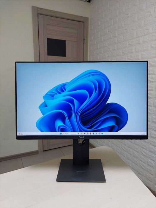 Монітор DELL P2419 24" FullHD IPS DP/HDMI/VGA+кабель DP+ мережевий