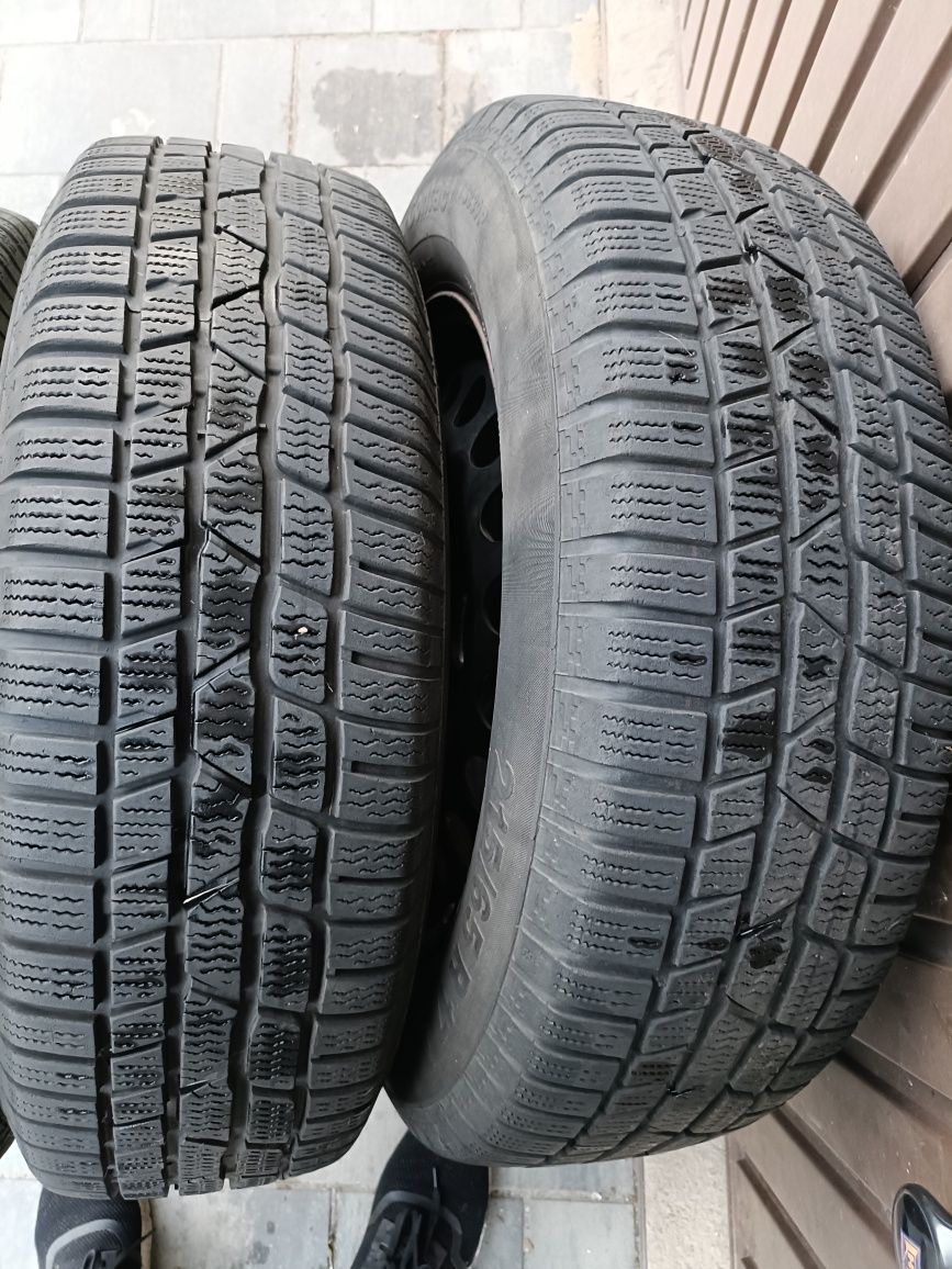 Koła zimowe 5x112 17 cali VW TIGUAN. Opony zimowe Continental, kołpaki