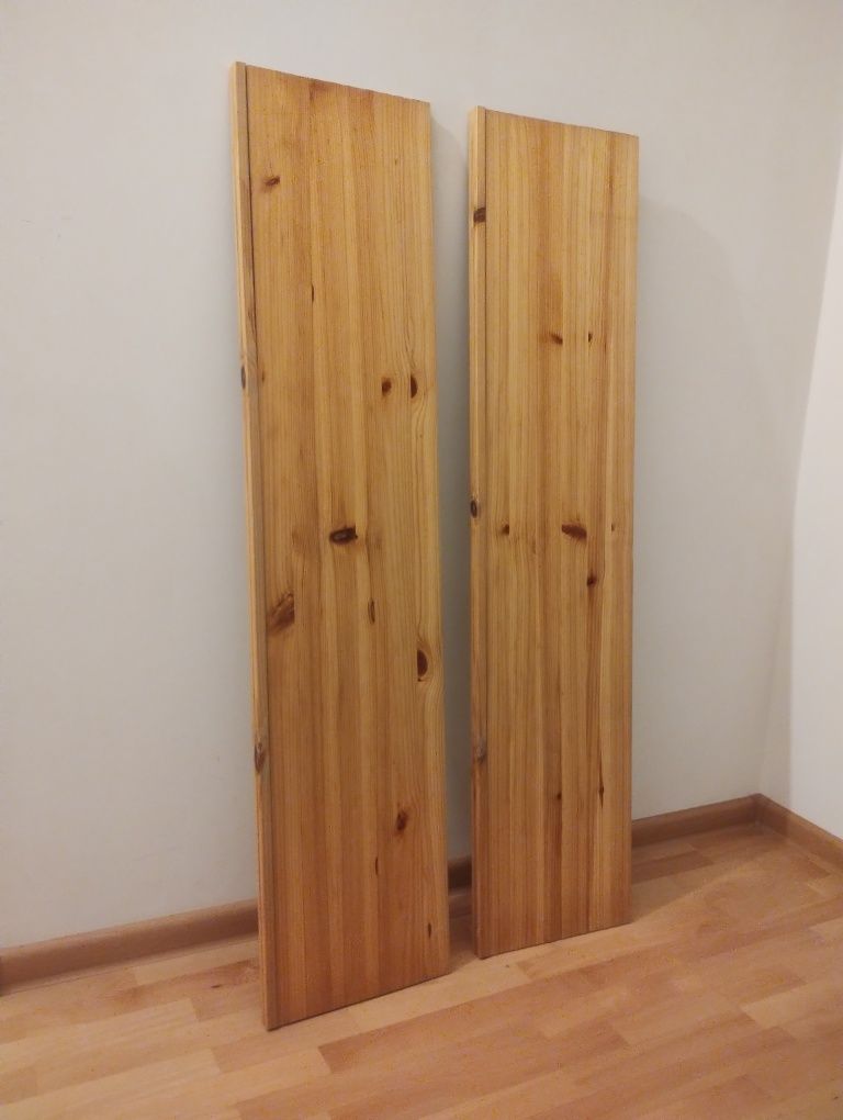 2 półki sosnowe , jednakowe