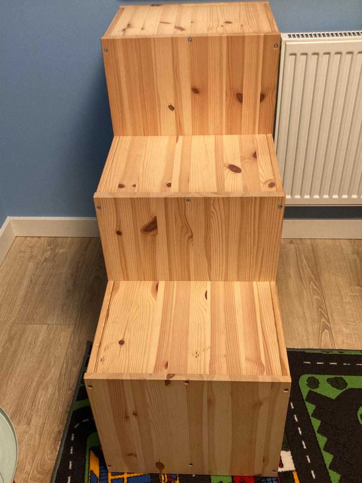 Regał Trofast Ikea z pojemnikami
