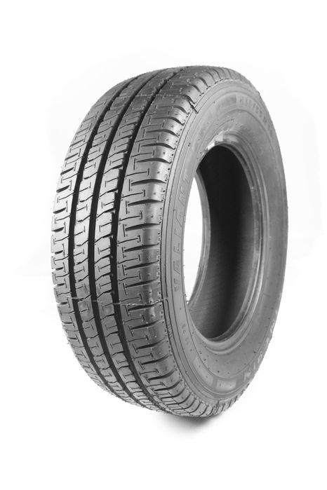 Шини 235/65/16c Targum (наварка)є інші розміри