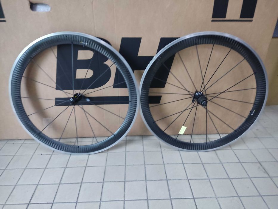 Par de rodas mavic cosmic
