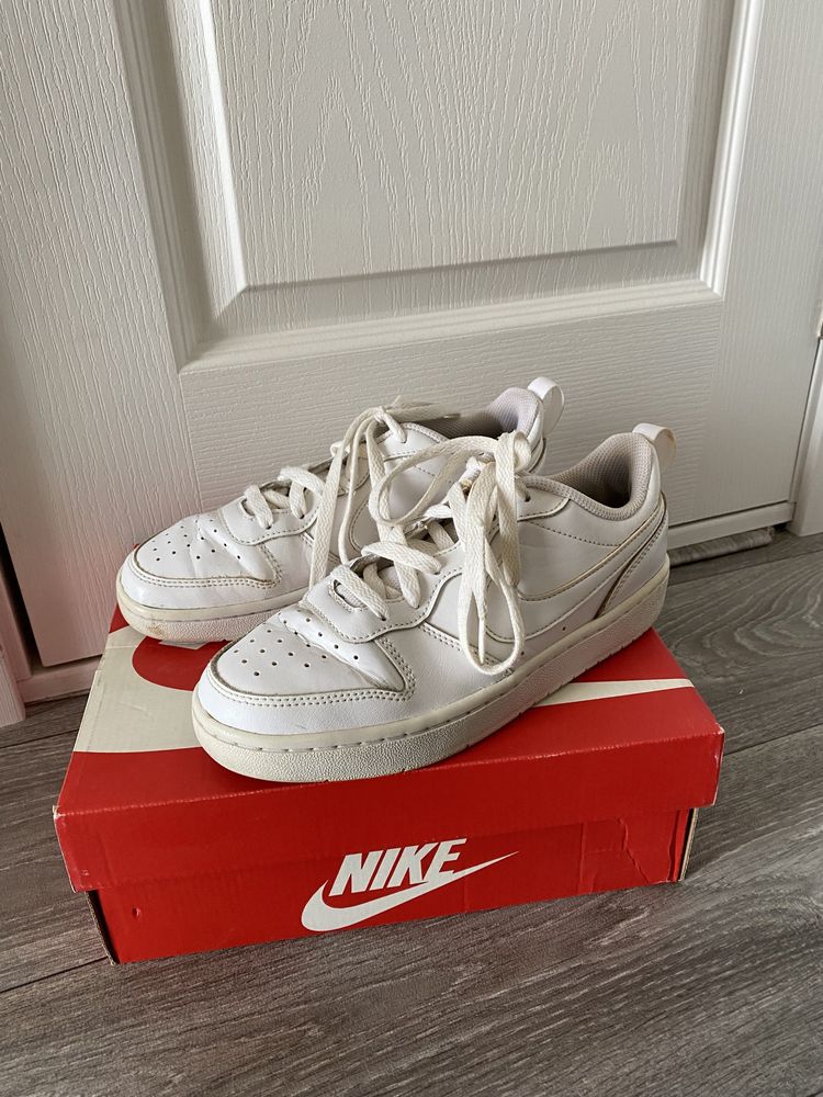 Кросівки Nike court borough low, bq5448, типу air force