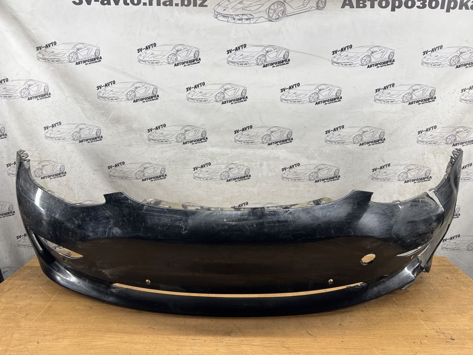 Бампер передній Tesla Model 3 під відновлення